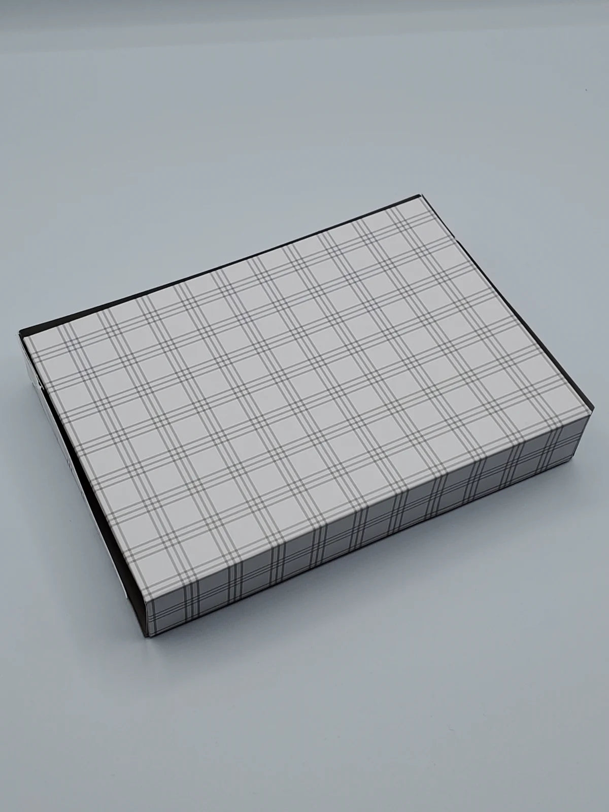 GREY PINSTRIPE GINGHAM BOX - 7" x 5" x 1.25"